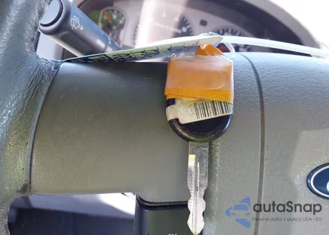 2006 Ford F-150 Xlt из США, поврежденный, VIN 1FTRW12W76KD94980